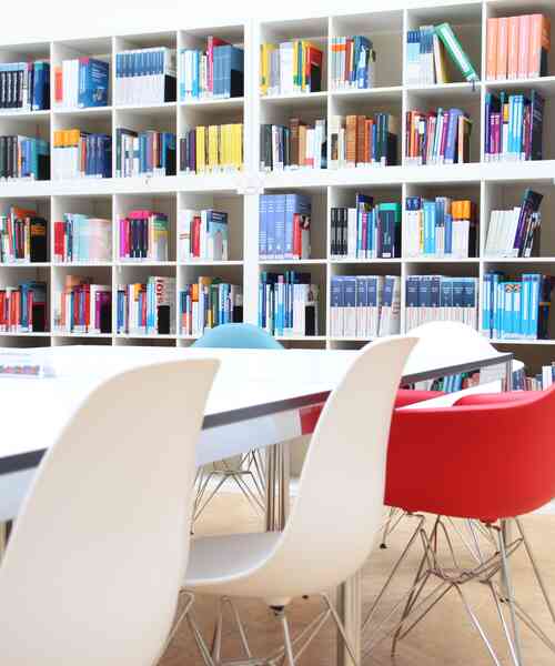 Bibliothek Kopfbild